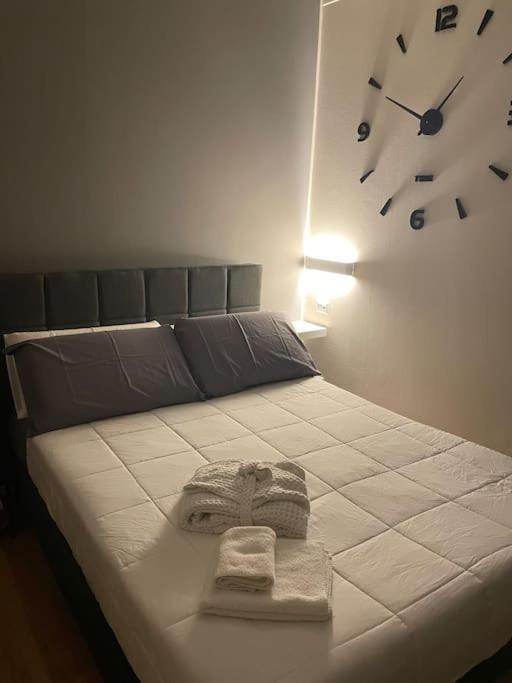 Cucchiari Suite 7B Modena Luaran gambar